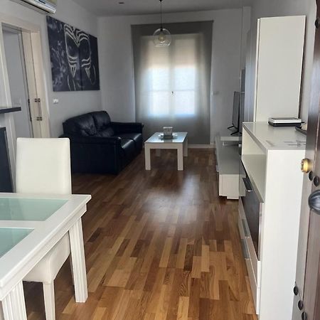 Atico Con Terraza- Solarium Lägenhet Écija Exteriör bild